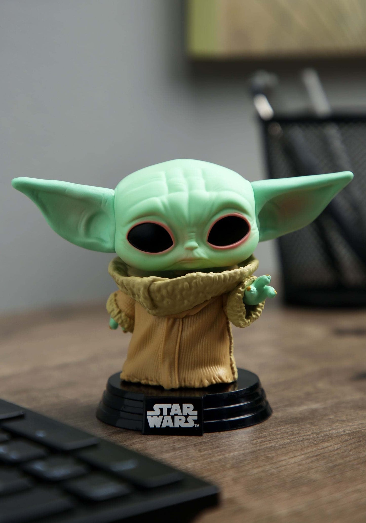 Funko Pop! Star Wars: The Mandalorian - The Child Vinyl Bobblehead, Multicolor, 3.75 inches (48740)