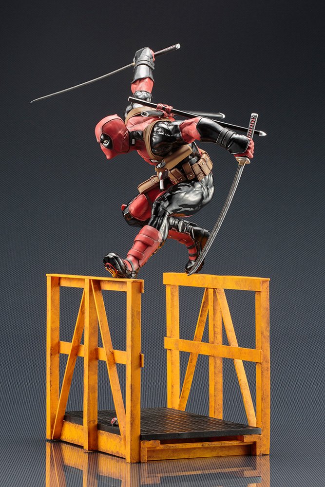 Deadpool Marvel Now Super Deadpool ArtFX Statue