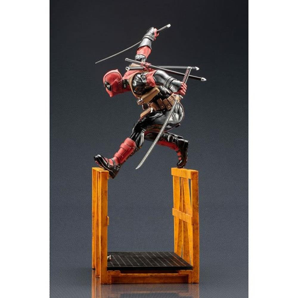 Kotobukiya OCT162924 Marvel Now Super Deadpool ArtFX Statue