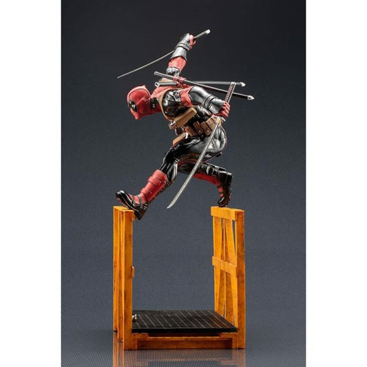 Kotobukiya OCT162924 Marvel Now Super Deadpool ArtFX Statue