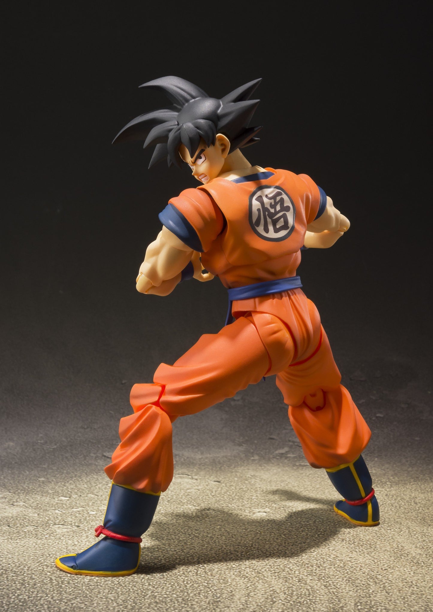 Bandai Tamashii Nations S.H. Figuarts Son Goku (A Saiyan Raised on Earth) Dragon Ball Super Action Figure