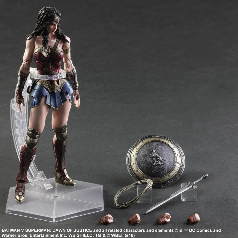 Square-Enix Square-EnixAFGSQX232 Abysse Batman VS Superman Dawn of Justice Play Arts Wonder Woman Action Figure