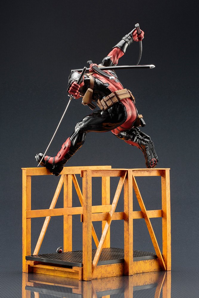 Deadpool Marvel Now Super Deadpool ArtFX Statue