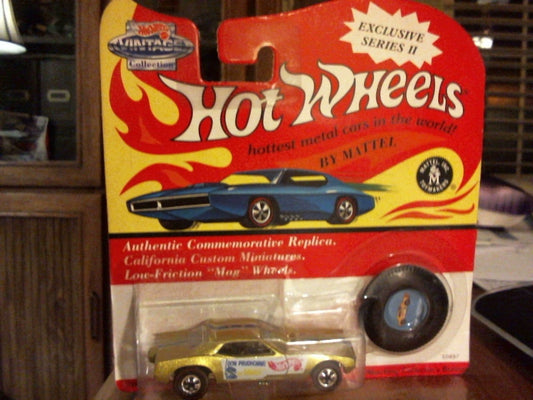 1993 Hot Wheels Exclusive Series II Don Prudhomme Gold Snake Car with Matching Button